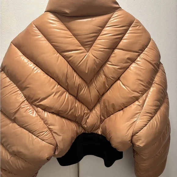 Authentic Mugler puffer never worn in size FR40.